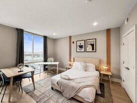 626 N Delaware Ave in Philadelphia, PA - Building Photo