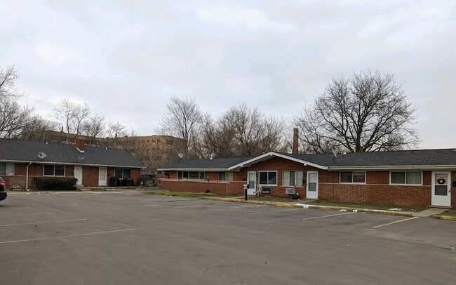 property at 1006 Montie Rd
