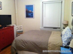 1615 Commonwealth Ave in Boston, MA - Building Photo - Building Photo