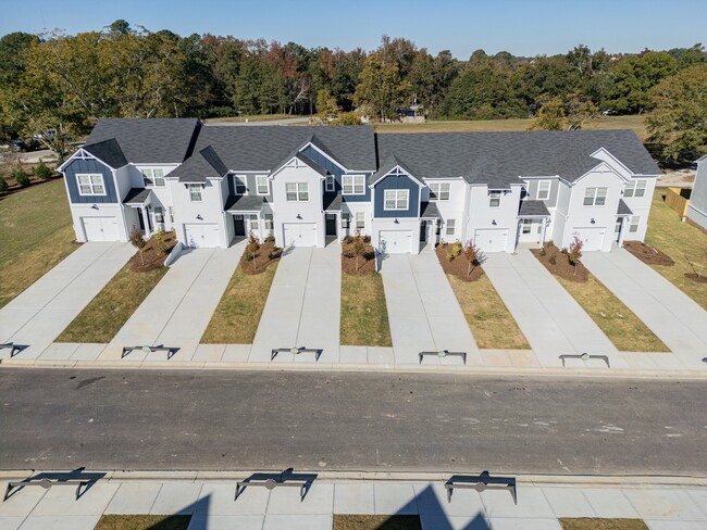 Parkway Pointe in Bethlehem, GA - Building Photo - Building Photo