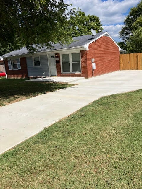 11015 Lansford Dr in Louisville, KY - Building Photo - Building Photo