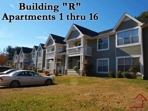 430 Oriole Dr in McMinnville, TN - Building Photo - Building Photo