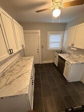 99 W Rundell St in Pontiac, MI - Building Photo - Building Photo