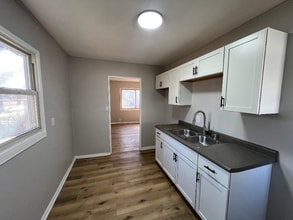 6049 N 39th St in Milwaukee, WI - Building Photo - Building Photo