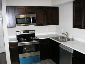 1055 Winners Cir in Bowling Green, KY - Building Photo - Building Photo