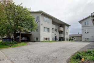 430 E 14th Ave in Anchorage, AK - Building Photo