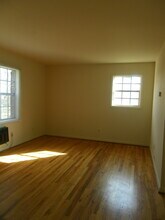 394 S Pope St, Unit 1 in Athens, GA - Foto de edificio - Building Photo