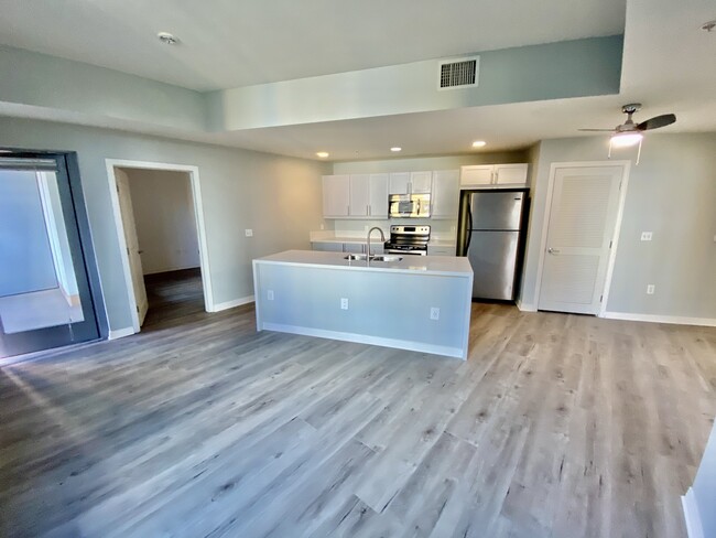 253 Tenth Ave in San Diego, CA - Building Photo - Building Photo