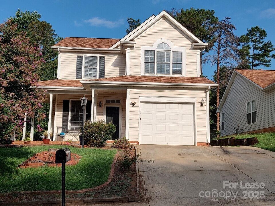 7428 Chital Rd in Charlotte, NC - Building Photo