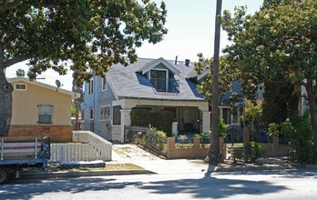 732 S Wilton Pl in Los Angeles, CA - Building Photo - Building Photo