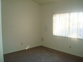 1512 Andrews Dr in Las Cruces, NM - Building Photo - Building Photo