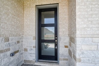 5838 Wayne Wy in Rosenberg, TX - Foto de edificio - Building Photo