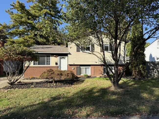 property at 5398 Mountville Ave