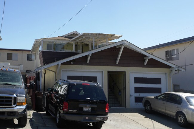 3144-3146 Nicol Ave in Oakland, CA - Building Photo - Building Photo