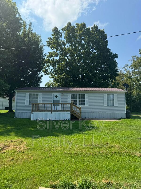 property at 115 Barnett St