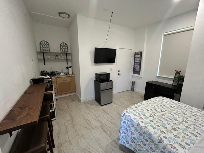property at 1501 Pine Hollow Dr
