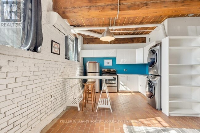 property at 24 Noble St