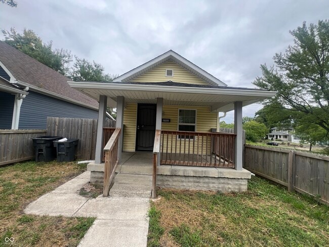 property at 2522 N Harding St