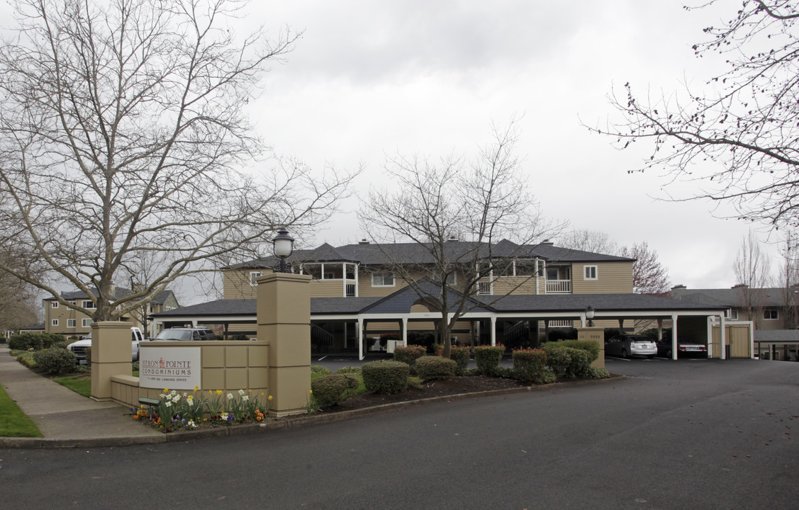 Heron Pointe Apartments in Portland, OR - Foto de edificio