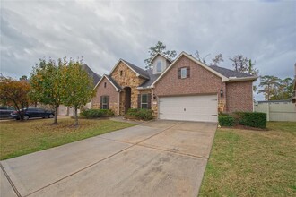 10243 S Goshawk Trl in Conroe, TX - Building Photo - Building Photo