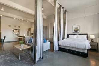 500 S Ervay St in Dallas, TX - Building Photo - Building Photo