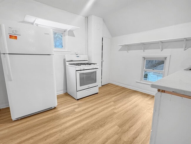 property at 129 Palmer St NE