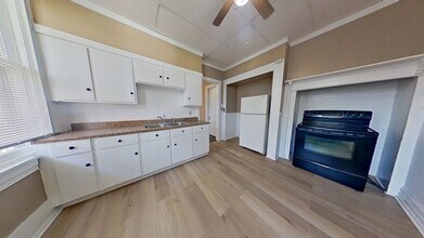 319 Roosevelt Ave in York, PA - Building Photo - Building Photo