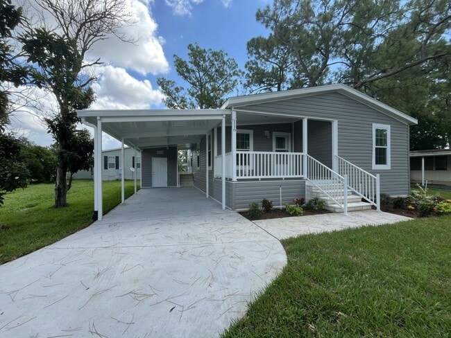 116 Highland Dr in Leesburg, FL - Building Photo - Building Photo