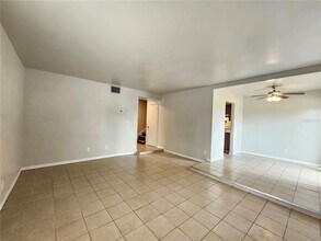 7610 W Powhatan Ave in Town 'n' Country, FL - Building Photo - Building Photo