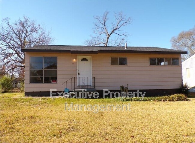 property at 756 30th St SW
