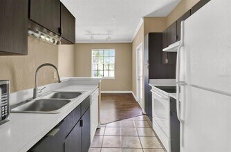 2598 Robert Trent Jones Dr in Orlando, FL - Building Photo - Building Photo