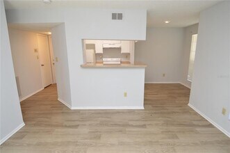 8723 Fancy Finch Dr in Tampa, FL - Building Photo - Building Photo
