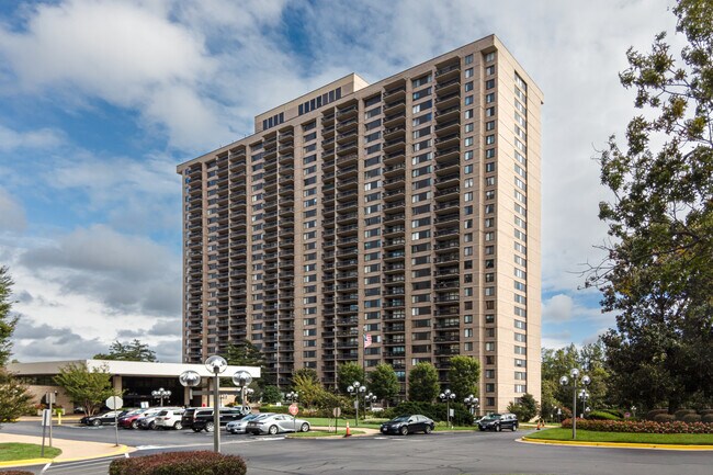 3705 S George Mason Dr
