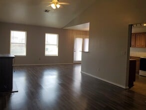 918 Valley View Rd in Enid, OK - Building Photo - Building Photo