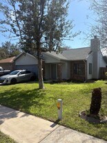 3916 Summerwood Ct in Niceville, FL - Building Photo