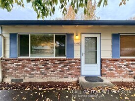 12660 SW Butner Rd in Beaverton, OR - Building Photo