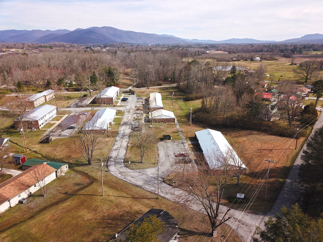 Sunnyside Estates in Wartburg, TN - Building Photo - Other