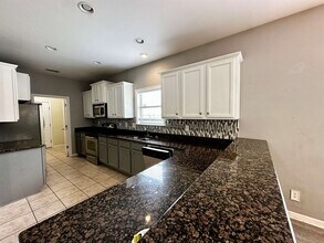 3821 Branford Ct in Mobile, AL - Building Photo - Building Photo