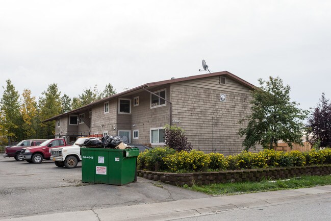 3900 E 9th Ave in Anchorage, AK - Foto de edificio - Building Photo