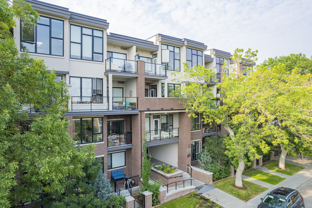 Tela Condos in Calgary, AB - Building Photo