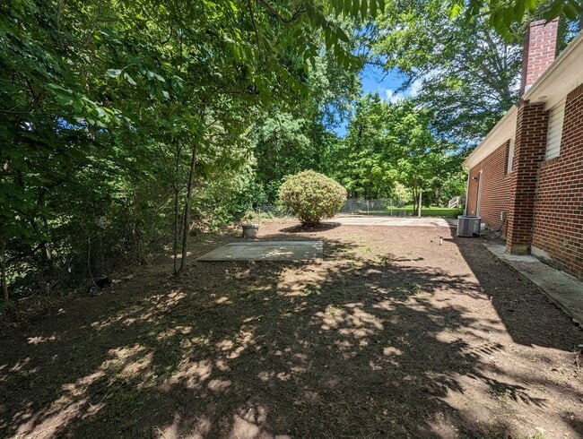 8543 Pocahontas Trail in Williamsburg, VA - Building Photo - Building Photo