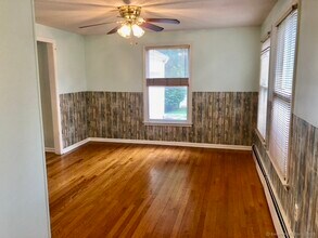 18 Diggins Ct in South Windsor, CT - Building Photo - Building Photo