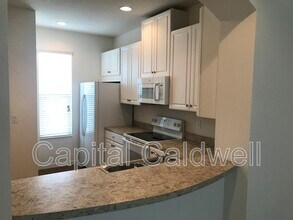 7013 Timberside Pl in Riverview, FL - Building Photo - Building Photo