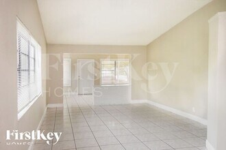 1501 NW 16th Ln in Fort Lauderdale, FL - Building Photo - Building Photo