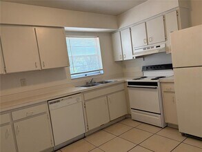 182 Margie St in Palm Harbor, FL - Building Photo - Building Photo