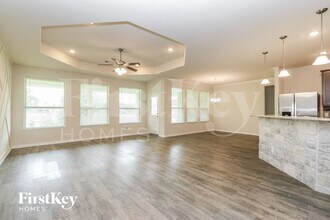 16033 Deer Pines Dr in Conroe, TX - Building Photo - Building Photo