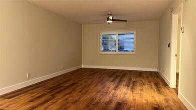 12 NE 19th Ct in Wilton Manors, FL - Foto de edificio - Building Photo