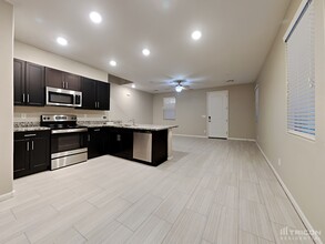 12555 W Hummingbird Terrace in Peoria, AZ - Building Photo - Building Photo