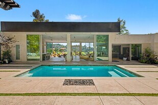 2766 Ellison Dr in Beverly Hills, CA - Building Photo