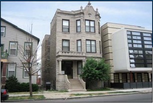 Logan Square Greystone Apartments